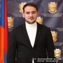 Robert Arman Arakelyan