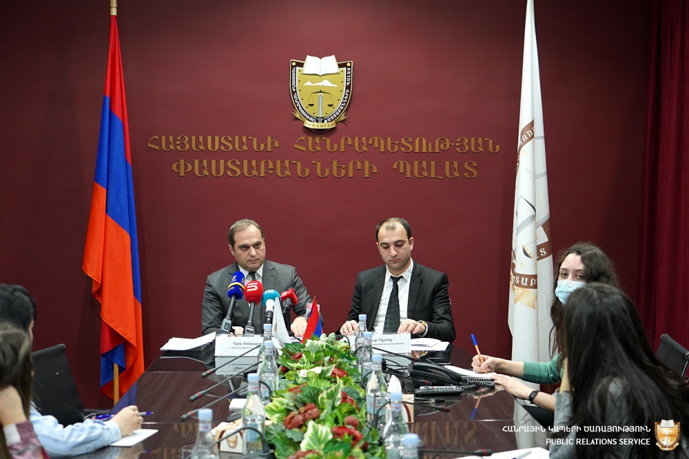 ՀՀ ՓԱՍՏԱԲԱՆՆԵՐԻ ՊԱԼԱՏԸ ԿԱԶՄԵԼ Է ՈՒՂԵՑՈՒՅՑ՝ ՌԱԶՄԱԿԱՆ ԳՈՐԾՈՂՈՒԹՅՈՒՆՆԵՐԻՑ ՏՈՒԺԱԾ ԱՆՁԱՆՑ ԱՋԱԿՑԵԼՈՒ ՆՊԱՏԱԿՈՎ ՀՀ ՓԱՍՏԱԲԱՆՆԵՐԻ ՊԱԼԱՏԸ ԿԱԶՄԵԼ Է ՈՒՂԵՑՈՒՅՑ՝ ՌԱԶՄԱԿԱՆ ԳՈՐԾՈՂՈՒԹՅՈՒՆՆԵՐԻՑ ՏՈՒԺԱԾ ԱՆՁԱՆՑ ԱՋԱԿՑԵԼՈՒ ՆՊԱՏԱԿՈՎ