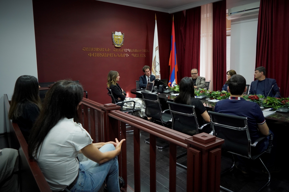 ՀՀ ՓԱՍՏԱԲԱՆՆԵՐԻ ՊԱԼԱՏԸ ՀՅՈՒՐԸՆԿԱԼԵԼ Է ՄԱՐԴՈՒ ԻՐԱՎՈՒՆՔՆԵՐԻ ԵՎՐՈՊԱԿԱՆ ԴԱՏԱՐԱՆԻ ԴԱՏԱՎՈՐԻ ՕԳՆԱԿԱՆ ՖՐԱՆՉԵՍԿՈ ԼՈՒԻՋԻ ԳԱՏՏԱՅԻՆ ՀՀ ՓԱՍՏԱԲԱՆՆԵՐԻ ՊԱԼԱՏԸ ՀՅՈՒՐԸՆԿԱԼԵԼ Է ՄԱՐԴՈՒ ԻՐԱՎՈՒՆՔՆԵՐԻ ԵՎՐՈՊԱԿԱՆ ԴԱՏԱՐԱՆԻ ԴԱՏԱՎՈՐԻ ՕԳՆԱԿԱՆ ՖՐԱՆՉԵՍԿՈ ԼՈՒԻՋԻ ԳԱՏՏԱՅԻՆ