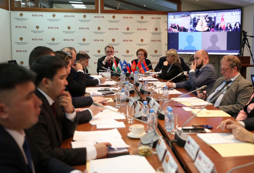 ՀՀ ՓԱՍՏԱԲԱՆՆԵՐԻ ՊԱԼԱՏԻ ԽՈՐՀՐԴԻ ԱՆԴԱՄ ԱՐՍԵՆ ՀԱՐՈՒԹՅՈՒՆՅԱՆԸ ՆԵՐԿԱ Է ԳՏՆՎԵԼ ԱՊՀ ԱՆԴԱՄ ԵՐԿՐՆԵՐԻ ՀԻՄՆԱՐԱՐ ԿԱԶՄԱԿԵՐՊՈՒԹՅԱՆ ԱՌԱՋԻՆ ՀԱՆԴԻՊՄԱՆԸ ՀՀ ՓԱՍՏԱԲԱՆՆԵՐԻ ՊԱԼԱՏԻ ԽՈՐՀՐԴԻ ԱՆԴԱՄ ԱՐՍԵՆ ՀԱՐՈՒԹՅՈՒՆՅԱՆԸ ՆԵՐԿԱ Է ԳՏՆՎԵԼ ԱՊՀ ԱՆԴԱՄ ԵՐԿՐՆԵՐԻ ՀԻՄՆԱՐԱՐ ԿԱԶՄԱԿԵՐՊՈՒԹՅԱՆ ԱՌԱՋԻՆ ՀԱՆԴԻՊՄԱՆԸ